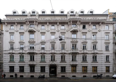 Milano Via Carducci 14